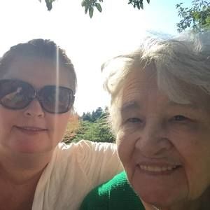 Meet your Posher, Valerie